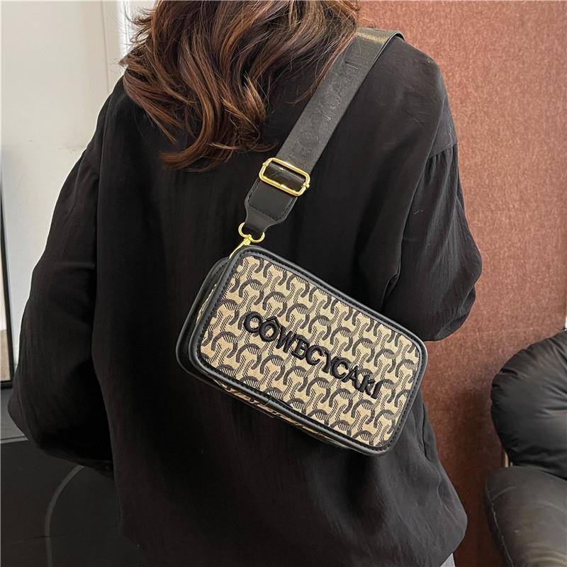 New Fashion Niche Design Popular Mix and Match Contrasting Color Camera Bag Shoulder Crossbody Trendy Women's Bag
