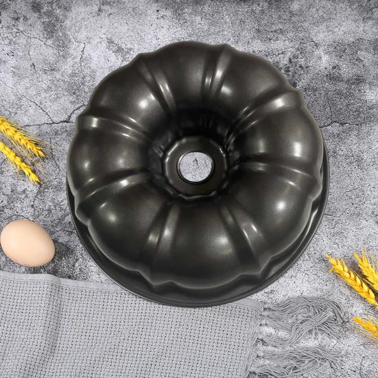 9.5 Inch Non-Stick Cake Pan Fluted Tube Round Baking Pan for Pound Cakes