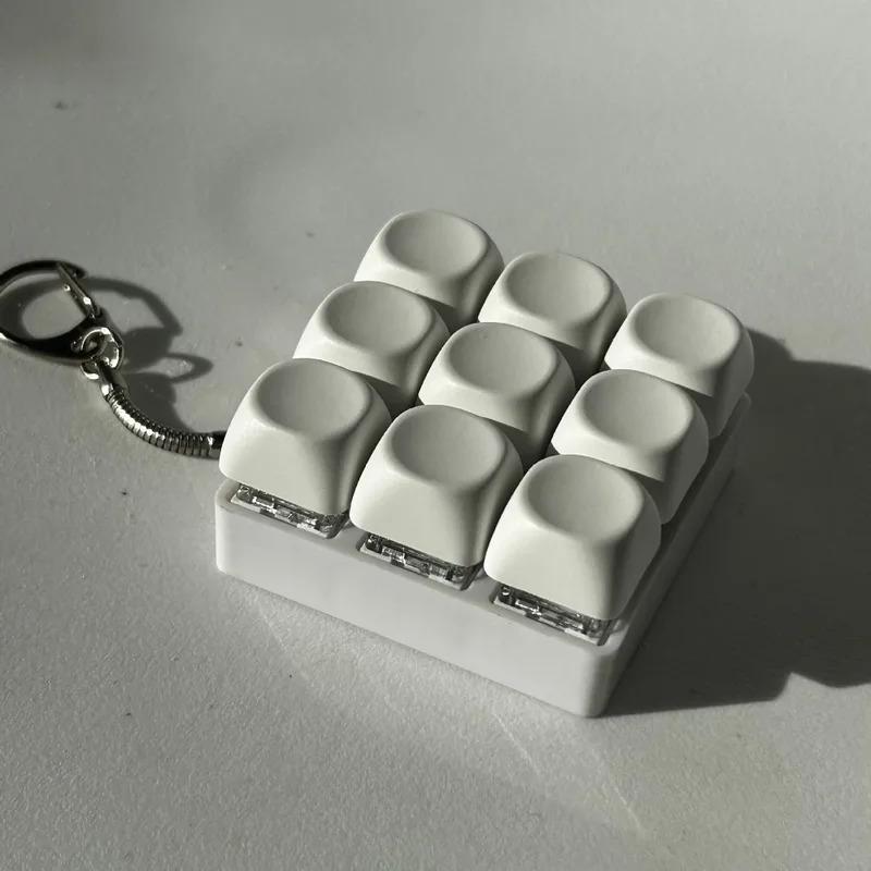 Build Your Own Keyboard Keychain, 9 Keys Diy Fidget Toy With Asmr Click Sound, Custom Mechanical Keyboard Feel Stress Relief Key