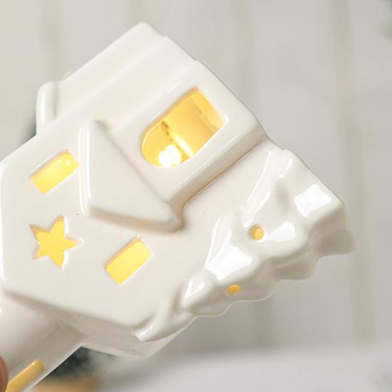 Керамический Снежный Дом Светодиодный Декор Скандинавская Рождественская Деревня Настольная Лампа Креативное Праздничное Украшение для Каминной Полки и Полки