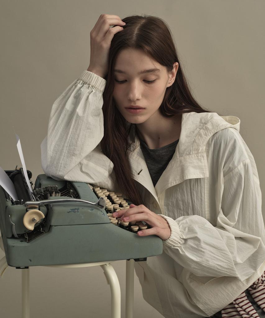MOAT Casual Hoodie Anorak (Sand Ivory)