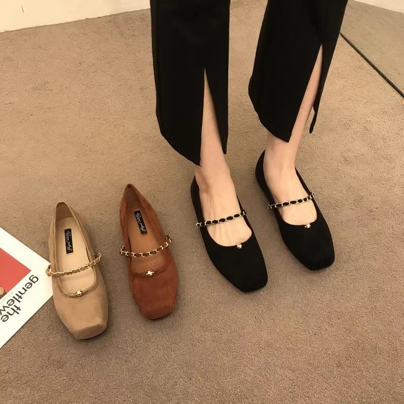 Французский дизайн одинарная обувь женская обувь лоферы маленький ароматный нежный неглубокий вырез с юбкой туфли Мэри Джейн 2025 новинка