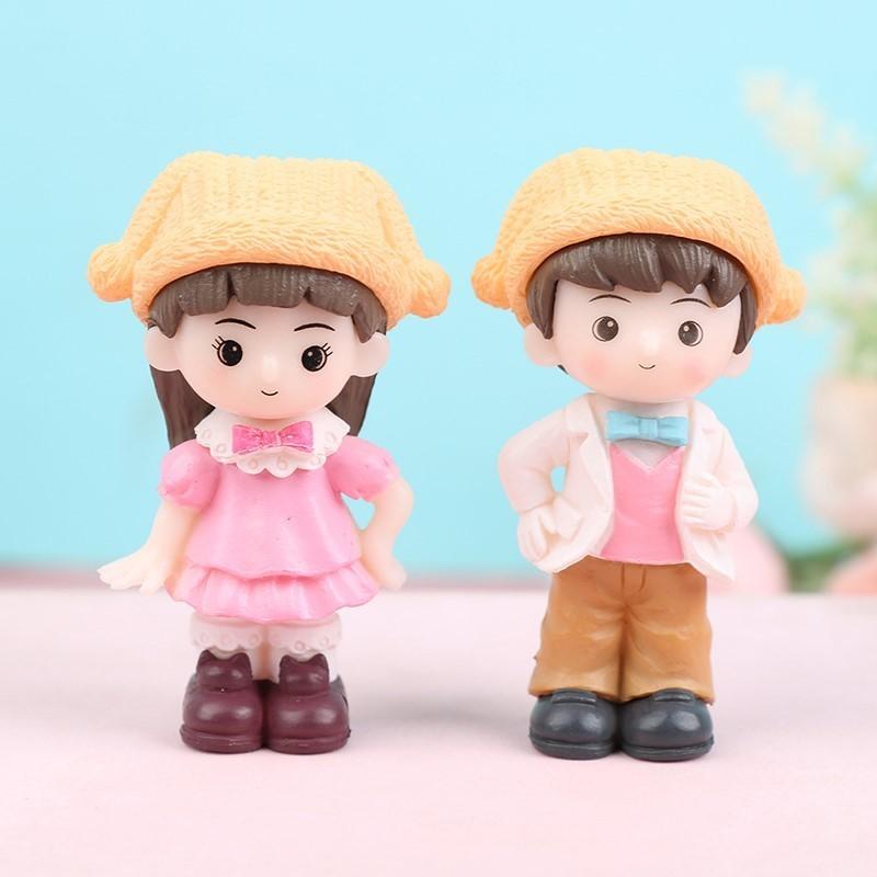 Sweety Lover Couple Chair Figurines Miniatures Fairy Garden Home Decor Desk Garden Decorative Craft Resin Craft Scene Decoration