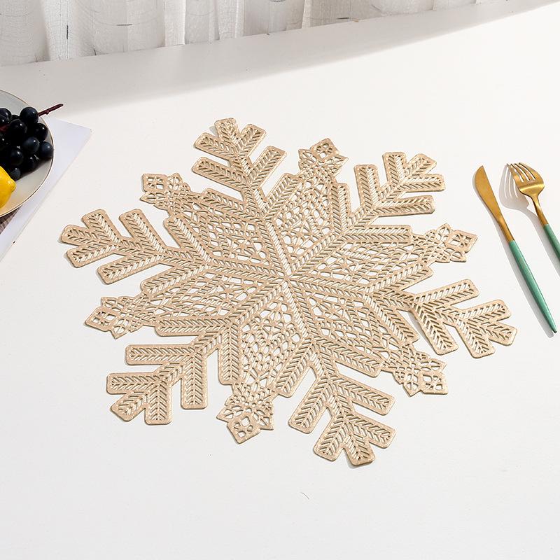 Снежинка ПВХ Рождественский Плейсмат - Горячее тиснение Рождественское украшение стола для западных ресторанов