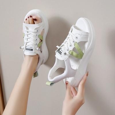 2024 Новые полые маленькие ароматные ветряные туфли на всю длину, чтобы носить пляжные модные сандалии на толстой подошве женские кроссовки женские