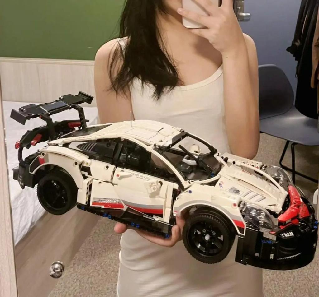 911 RSR Car Compatible 42096 Bricks 1580 PCS DIY Toys Christmas Gifts Birthday Gifts Dominoes Blocks Construction Toys