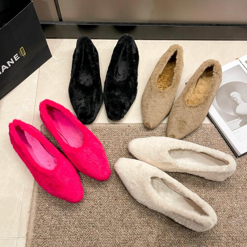 Модные туфли на плоской подошве с острым носком на меху для женщин зимой, теплые плюшевые мокасины для женщин, простые меховые туфли на высоком каблуке для торжественных случаев