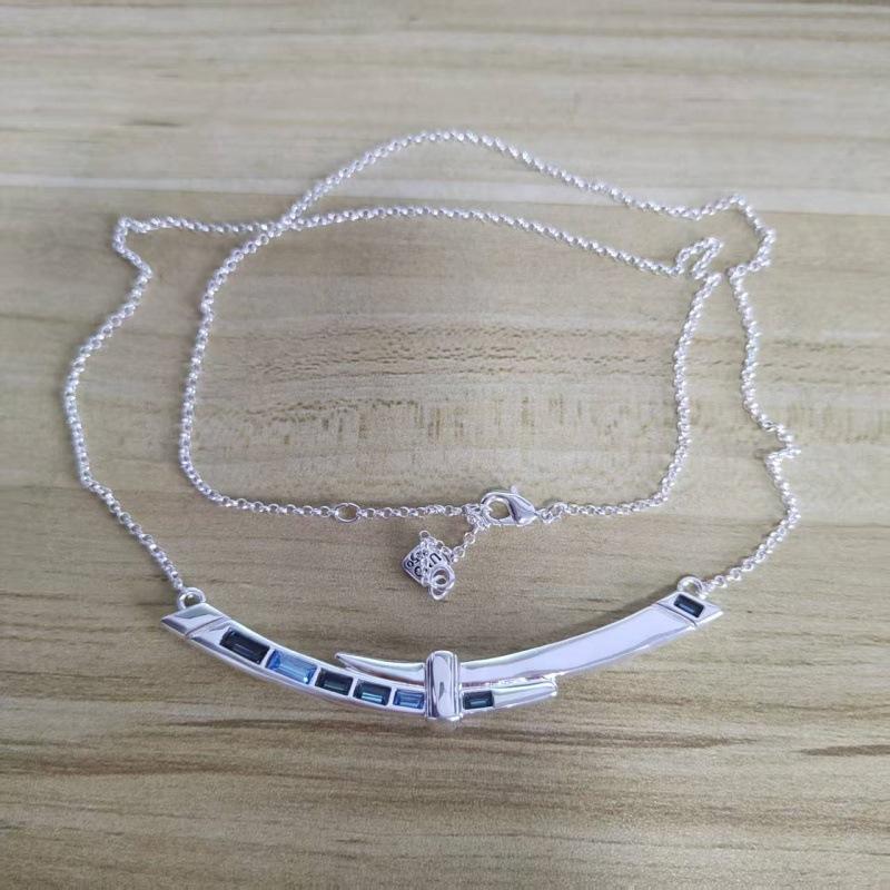 Women Girls Necklace Bracelet Earrings Ring Brooch That Hold Picture Chain Gift Custom Necklaces