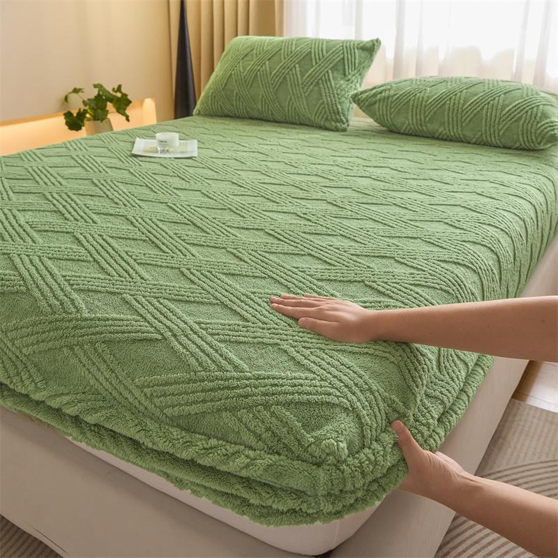 Keep Warm Sheet Bedcover Soft Plush Warm Fitted Sheet with Elastic Band Winter Velvet Mattress Cover Thicken Warmth Bed Cover Bedsheet Bed Linen
