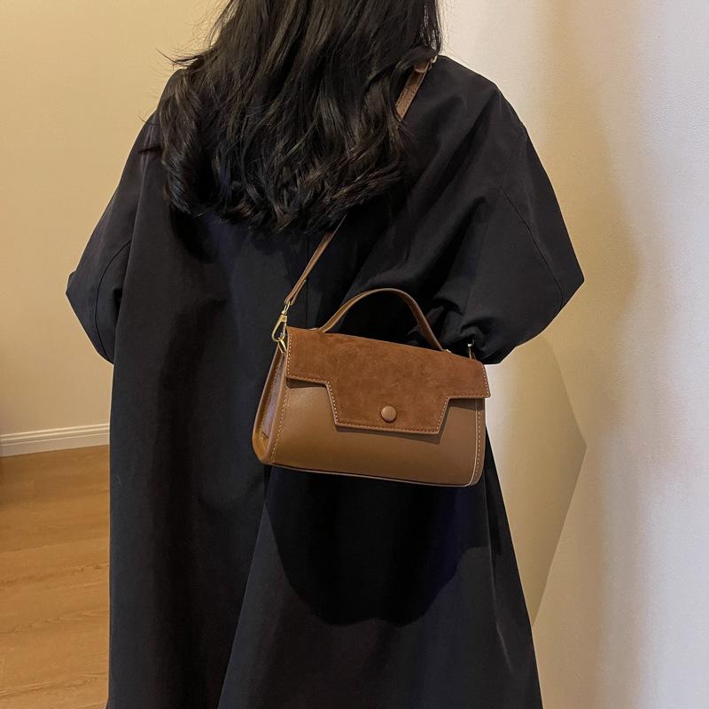 Сумка женская сумка 2024 осень зима новая корейская версия простая модная сумка-мессенджер женская ретро матовая сумка через плечо hbag tide