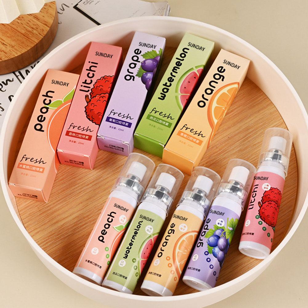 22ML Breath Freshener Spray Fruit Litchi Peach Flavor Spray Spray Mouth Portable Male Kissing F R1M0
