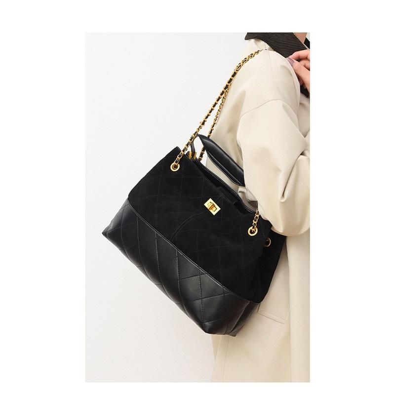 Handbag Frosted Bag Women's Retro Fashion High-end Shoulder Bag Large Capacity Commuter Bucket Bag