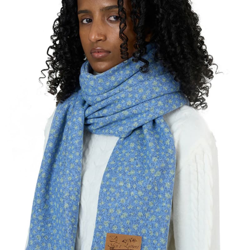 Shin’s Letters D.Muffler no.8 _ Sky Blue Floral Big Muffler