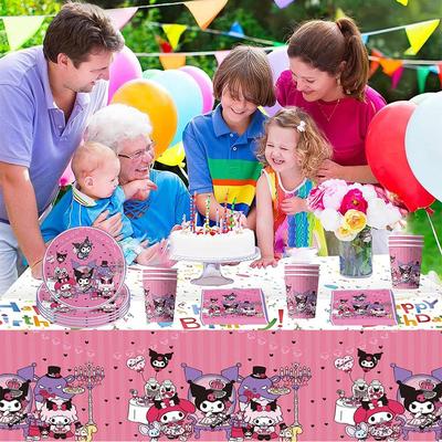 Набор праздничной посуды Kuromi из 51 предмета включает баннер, скатерть, тарелки, салфетки