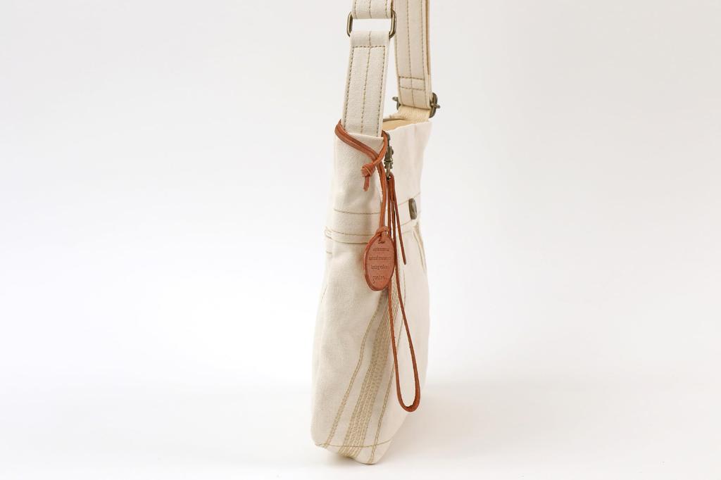 Mini Shoulder Bag [Genten] Women's Off-White GE-49507-07