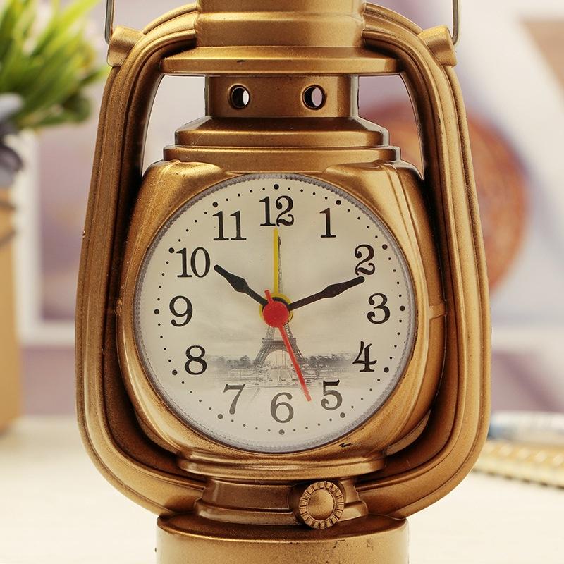 Vintage Alarm Clock Retro Oil Lamp Alarm Clock Watch Table Kerosene Light Clock Living Room Decor Ar