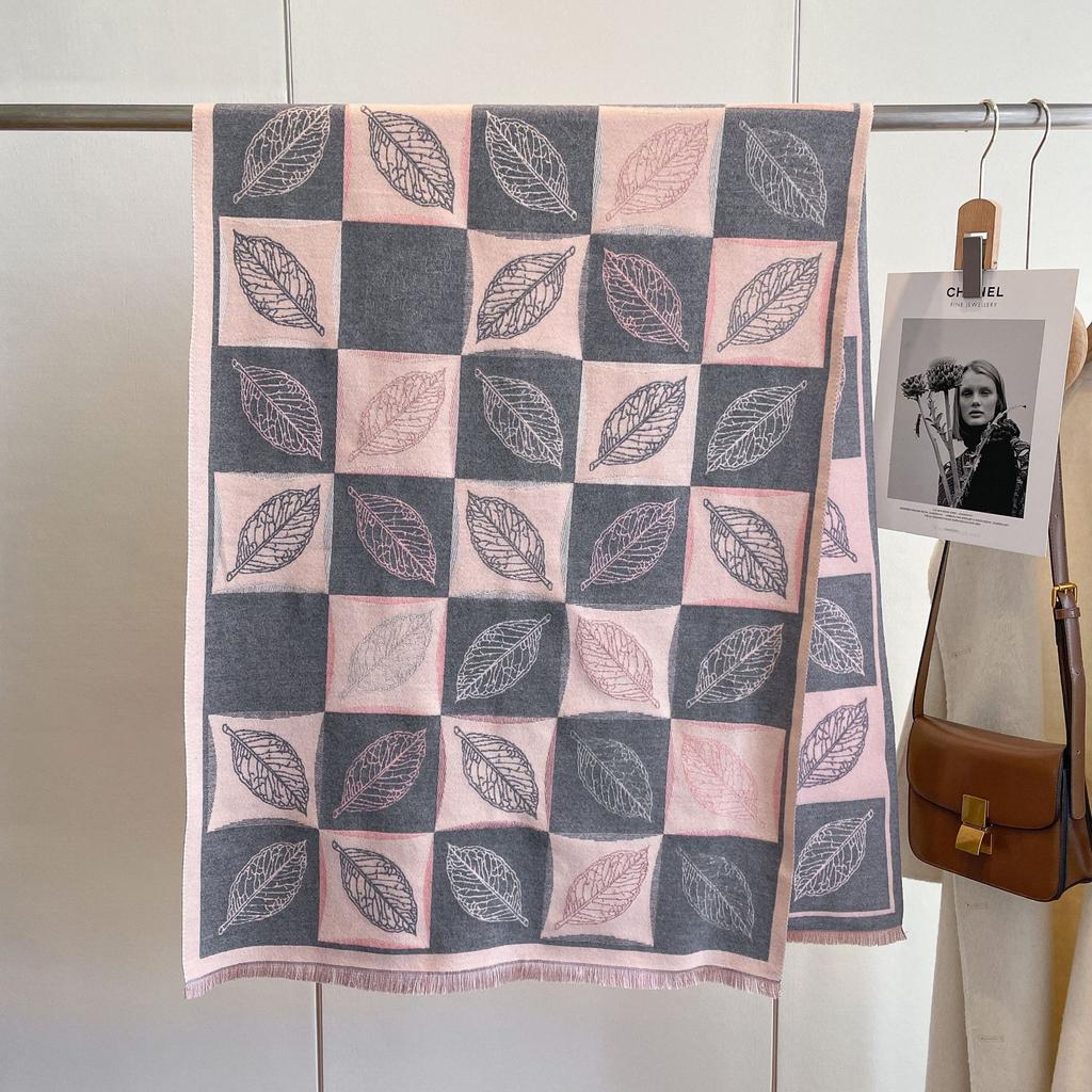 Classic Black And White Plaid Korean Version Imitation Cashmere Scarf, Thickened Warm Scarf, Women'S Double-Sided Dual-Purpose Large Shawl