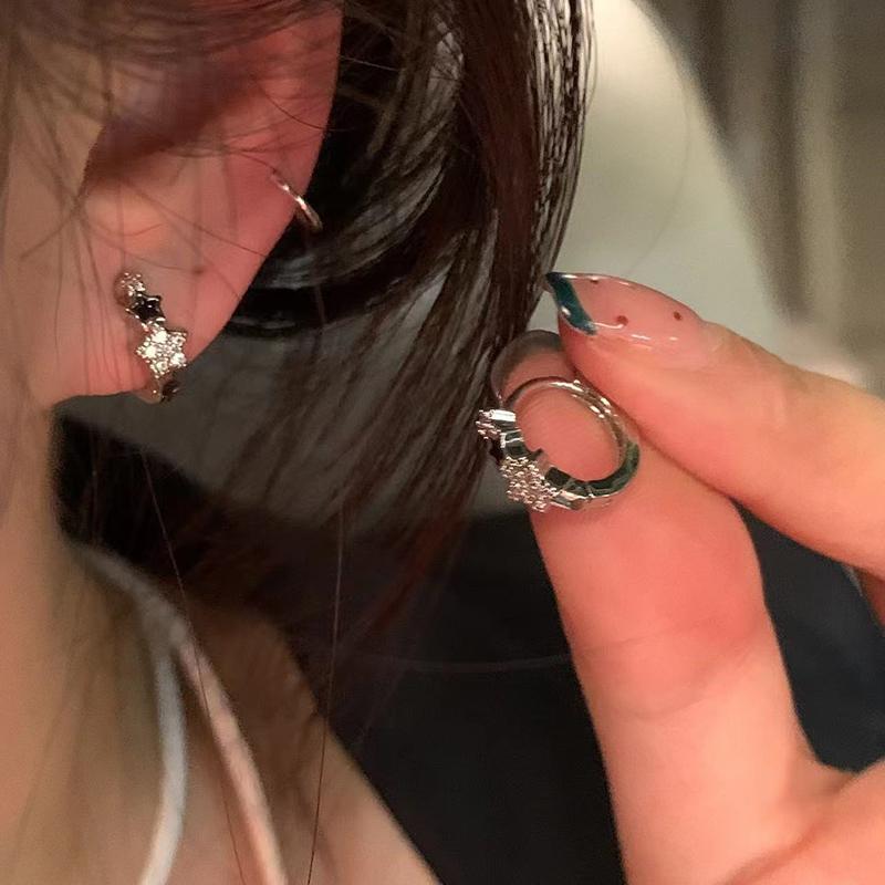 1Pair Minimal Design Metal Exaggerated Geometric Ear Stud Earrings For Women Girls Fashion Temperament Jewelry Party Accessorie