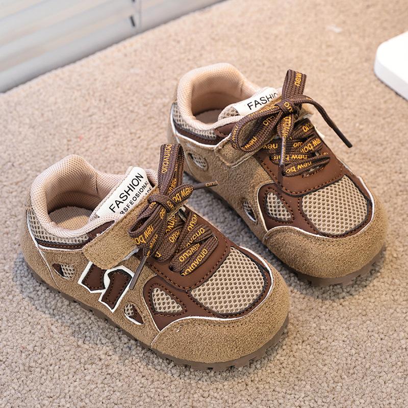 Детские кроссовки корейская версия весна и осень дышащие универсальные повседневные туфли для девочек моральные тренировочные туфли для мальчиков детские кроссовки на мягкой подошве для бега