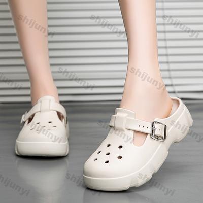 Женская обувь – Сандалии