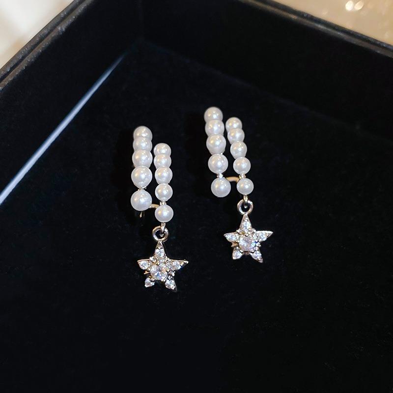 Серьги-цветы из пресноводного жемчуга с посеребренными и позолоченными иглами из настоящего золота, высококлассные серьги, французские серьги в стиле легкой роскоши, элегантные серьги для женщин