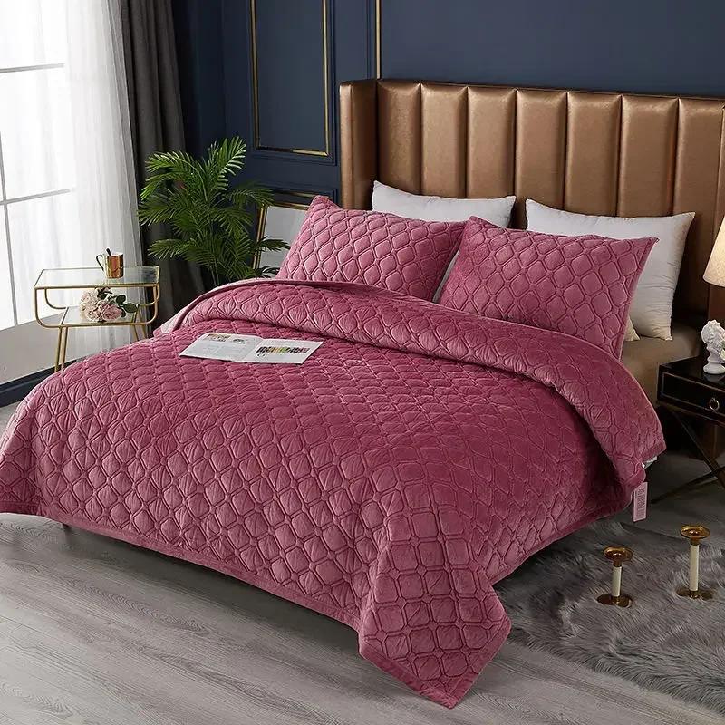 Thickened Bedspread Solid Colour Crystal Velvet Bed Cover Cotton-Padded Quilted Non Slip Sheet Blanket Children Queen Bedding