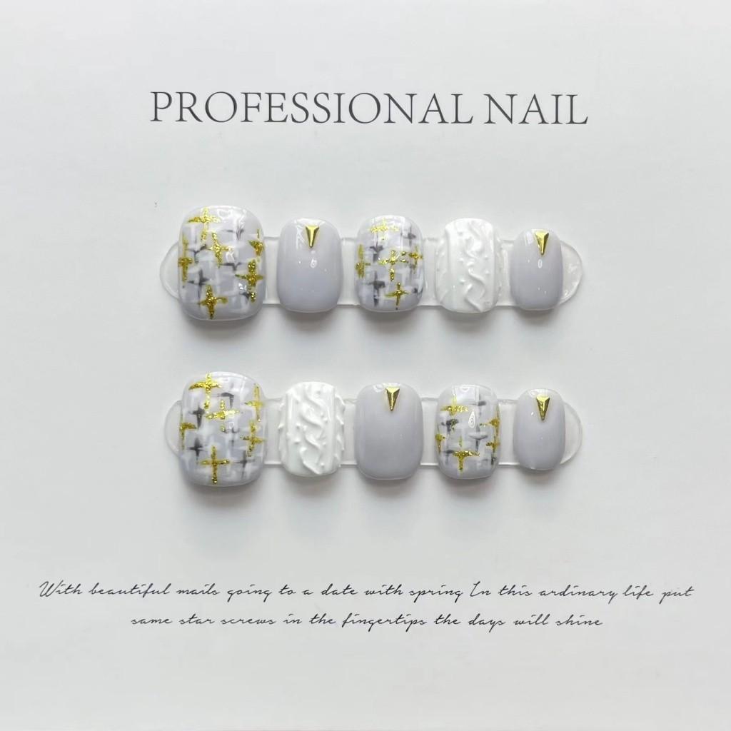 100% HANDMADE Short Round Fake Nail Set With Glue Star Ice Cream Blue&Yellow Cute Gentle Summer Spring Sea Ocean Diamond Press On Nails Reusable