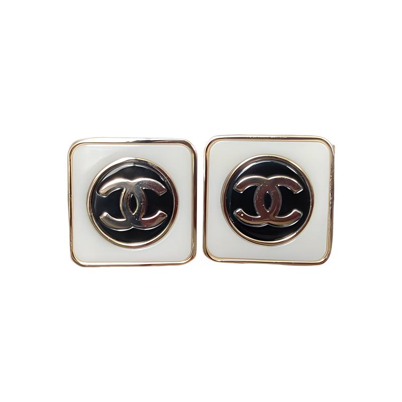 Chanel Весна-Лето 2023 Квадратные Серьги Двойная C Черно-Белые Классические Эмалированные Женские Белые