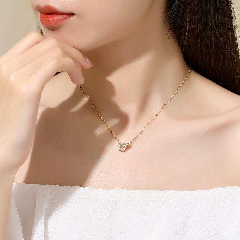 Exquisite Zircon Double Circle Interlock Pendant Gold Necklace For Women Simple Design Sense Charm Party Wedding Jewelry N201