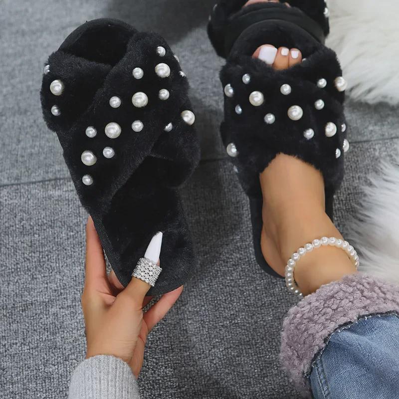 Женские тапочки Cross Fur Pearl — удобная обувь на плоской подошве для дома на осень и зиму