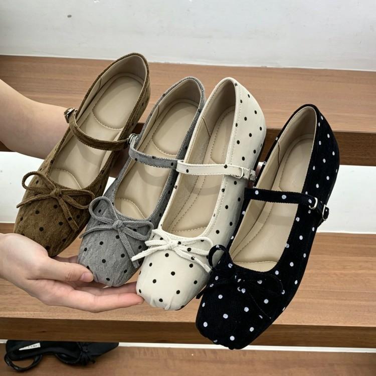 The inner height is increased by 4cm! Korean polka dot spring and autumn fairy style single shoes, shallow mouth soft sole commuting versatile Korean