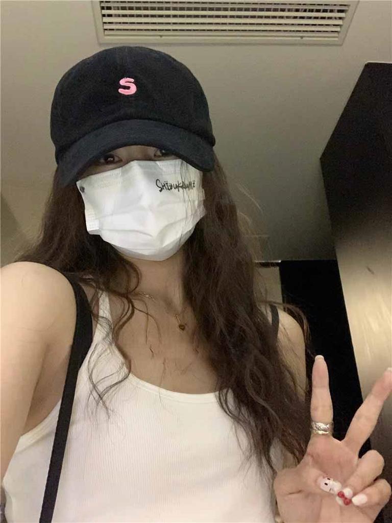 New Fashion Embroidered Baseball Cap Women's Casual Versatile Cap Soft Top Wide Eaves Show Face Small Baseball Cap Men