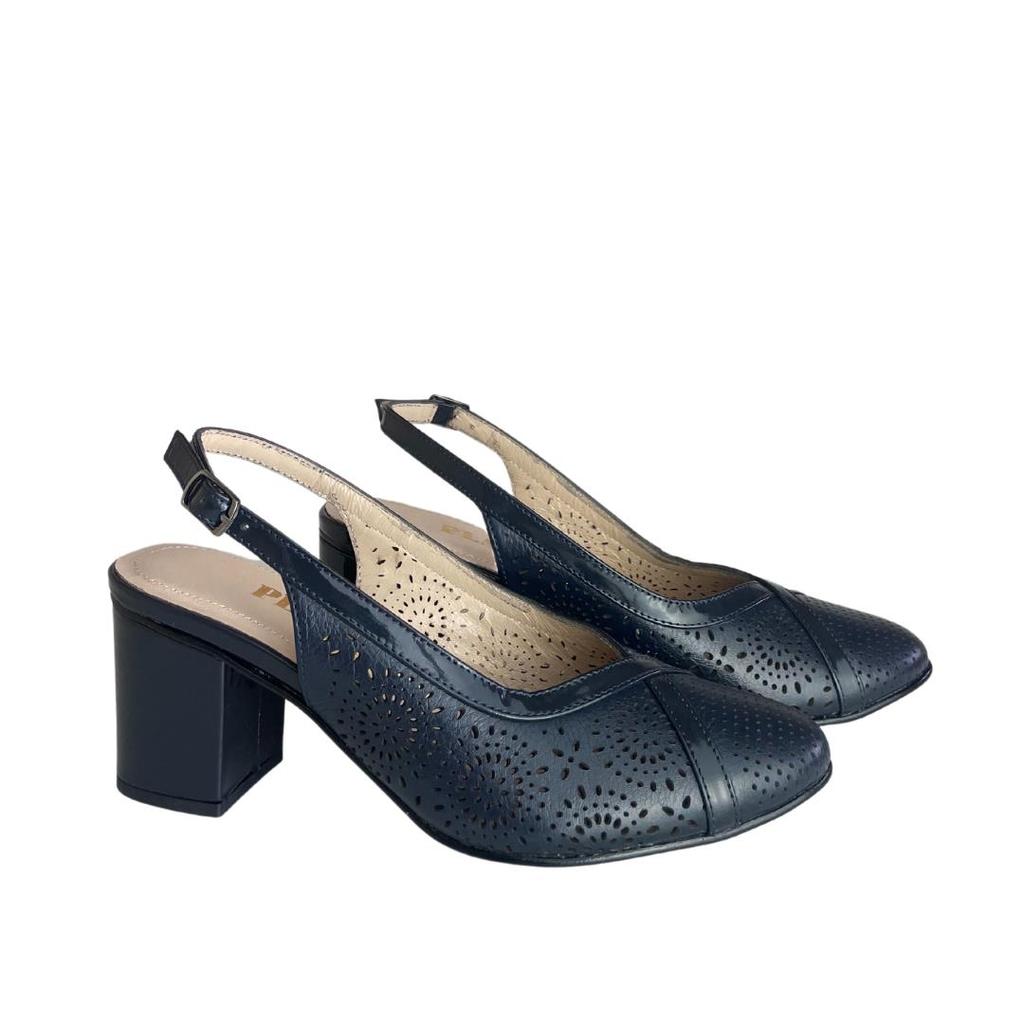 Женские классические туфли на каблуке из натуральной кожи