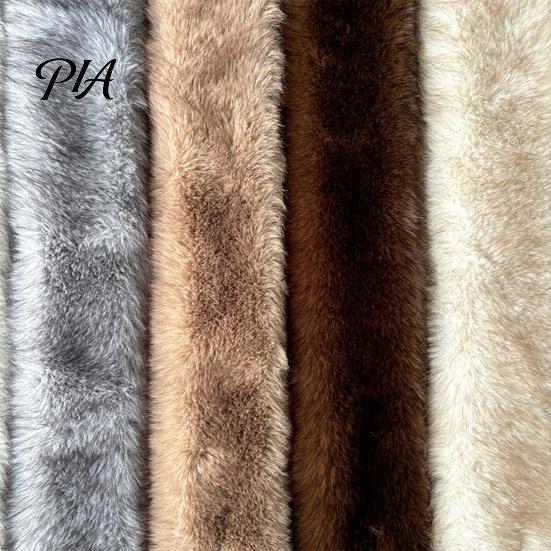 Faux Fur Neck Warmer for Women Plush Cross Scarf, Stylish Winter Warmer, Elegant Scarf Party Soft Double-Sided Thermal Wrap Ladies Girls Warm Scarves