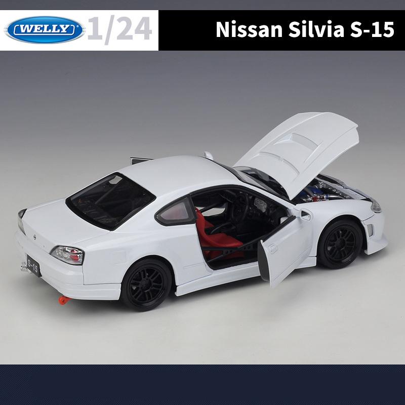 Welly 1/24 Nissan Silvia S15 Модель спортивного автомобиля из сплава Литой металл Модель гоночного автомобиля Высокая симуляция Коллекция Детская игрушка Подарок