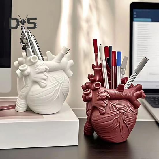 Маленький держатель для ручек в форме человеческого сердца, реалистичная 3D-модель анатомии сердца, настольный органайзер для хранения кистей для макияжа, ручек