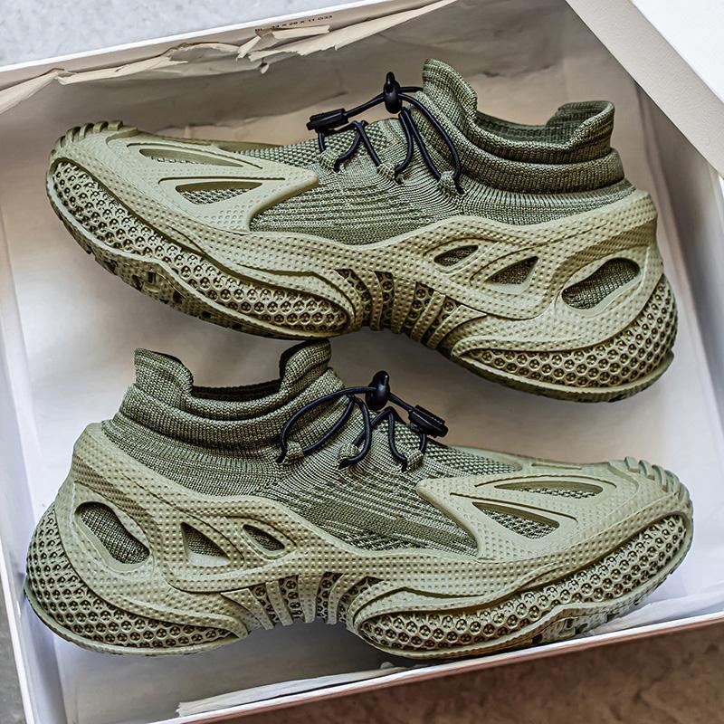 Shoes men can wear in all seasons, fly-woven thin, comfortable and breathable, versatile color matching, thick-soled no-lace-up sports men's shoes