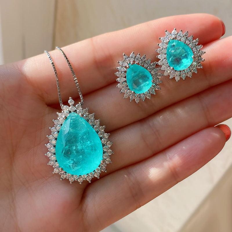 Серьги-гвоздики Paraiba water drop из серебра 925 пробы с изумрудами, слегка инкрустированными имитацией бриллианта, легкие серьги