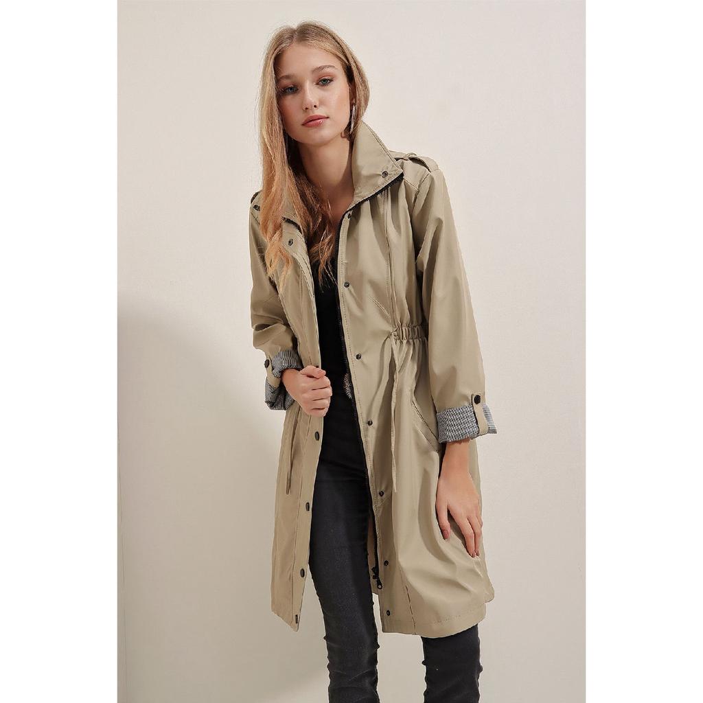 5808 Trench Coat With Waist Tie - Beige