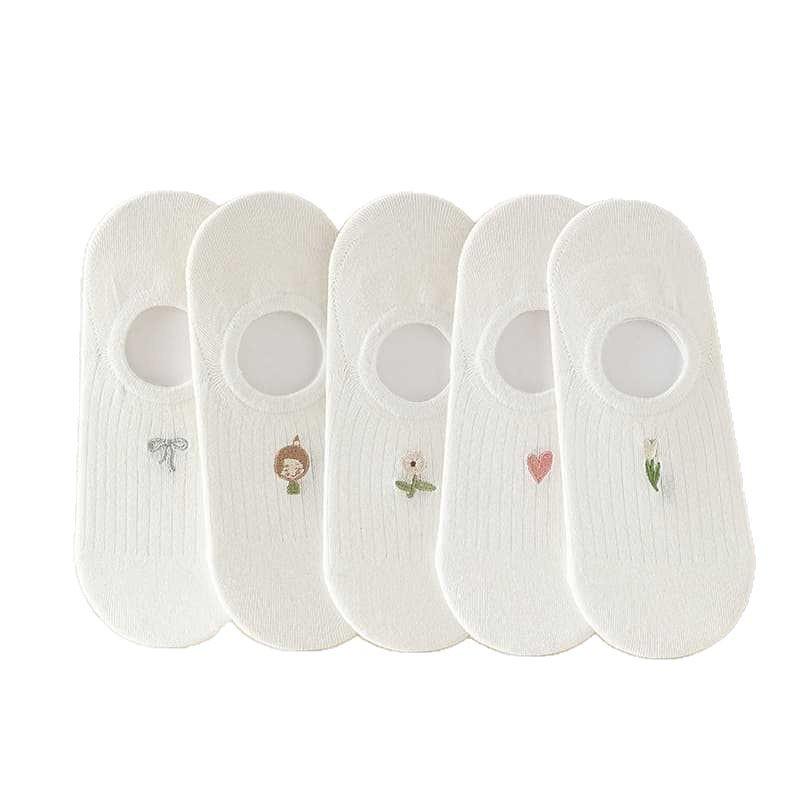 Женские тонкие милые мультяшные вышитые силиконовые нескользящие дышащие носки-лодочки на весну и лето