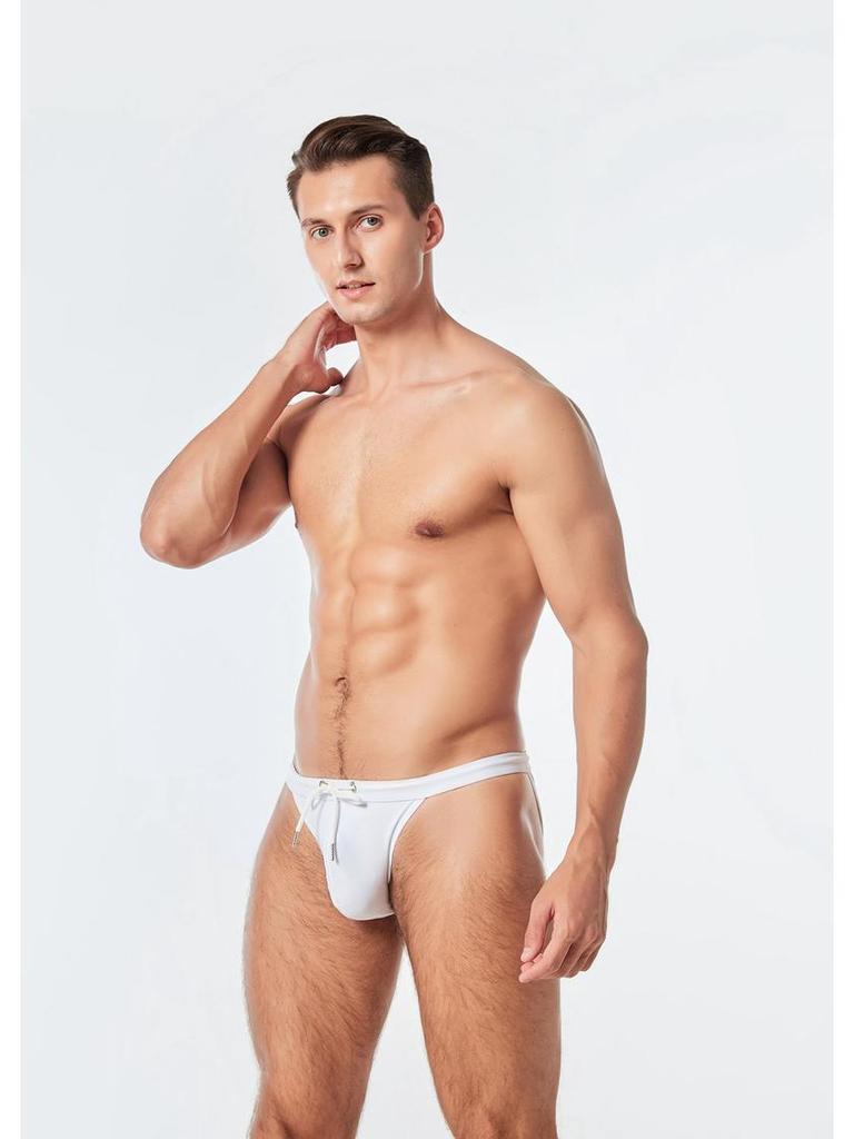 Новые мужские плавки: Элегантный пояс, формирующий треугольный дизайн - Европейская и американская мода.