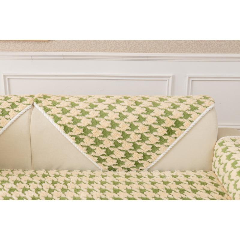 New Houndstooth Sofa Cushion Winter Thickened Winter Plush Cushion Anti-slip Leather Sofa Cover Cloth Towel