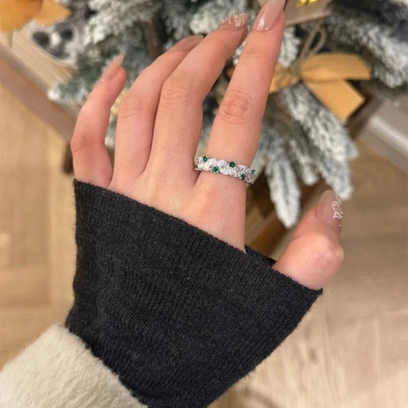 Ретро легкое роскошное инкрустированное зеленое кольцо с бриллиантами овальные наклонные заостренные кристаллы кольцо сияющий тренд простые украшения для вечеринок