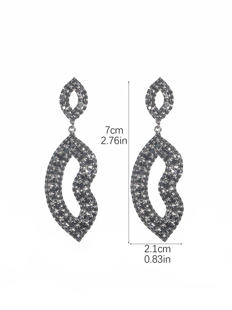 Fashion Luxury Shiny Rhinestone Long Earrings Geometric Hollow Lip Print Shape Pendant Female Earrings 1 Pair