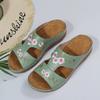 Женские тапочки Вышивка цветы Кожа Женские сандалии Летняя мода Легкие Повседневные Клинья Слипоны Обувь для женщин