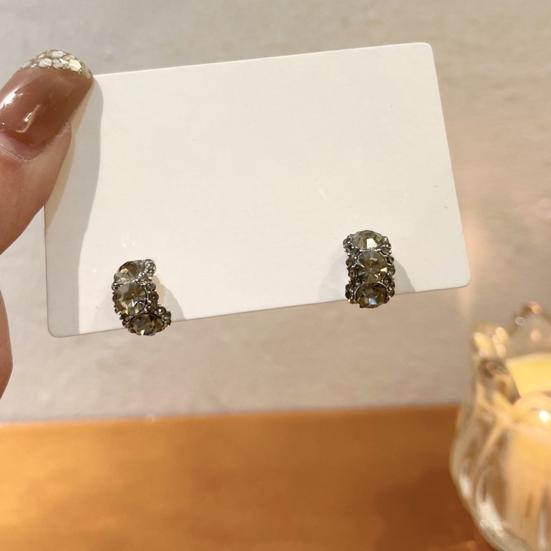 Ladies Earrings Rhinestone Inlaid Shiny Light Luxury Chic Unique Dress Up C