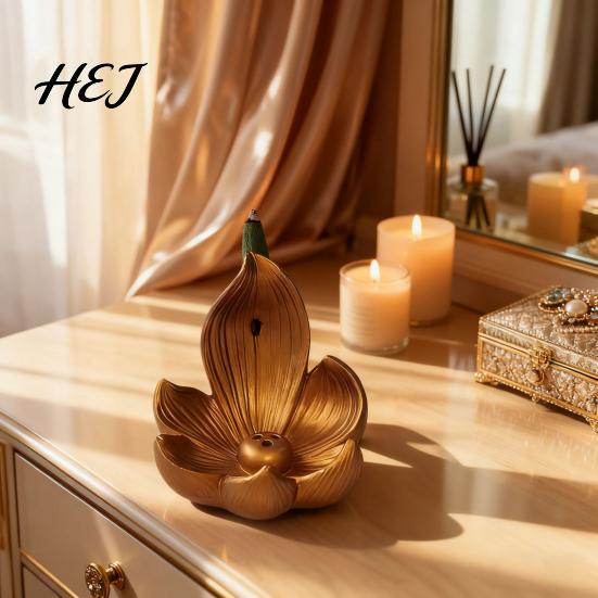 Meditation Accessories Lotus Backflow Incense Burner Holder, Resin Cone Diffuser, Desktop Holder Aromatherapy for Yoga Tea Room Bedroom Decoration
