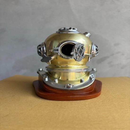 Водолазный шлем ВМС США Mark V с базой Реплика Латунное декоративное изделие