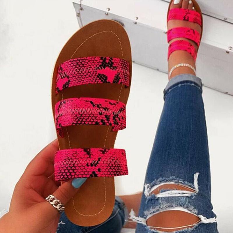 Chic Women's Snakeskin Slippers Casual Flats Sandals Offering Breathable Summer Comfort