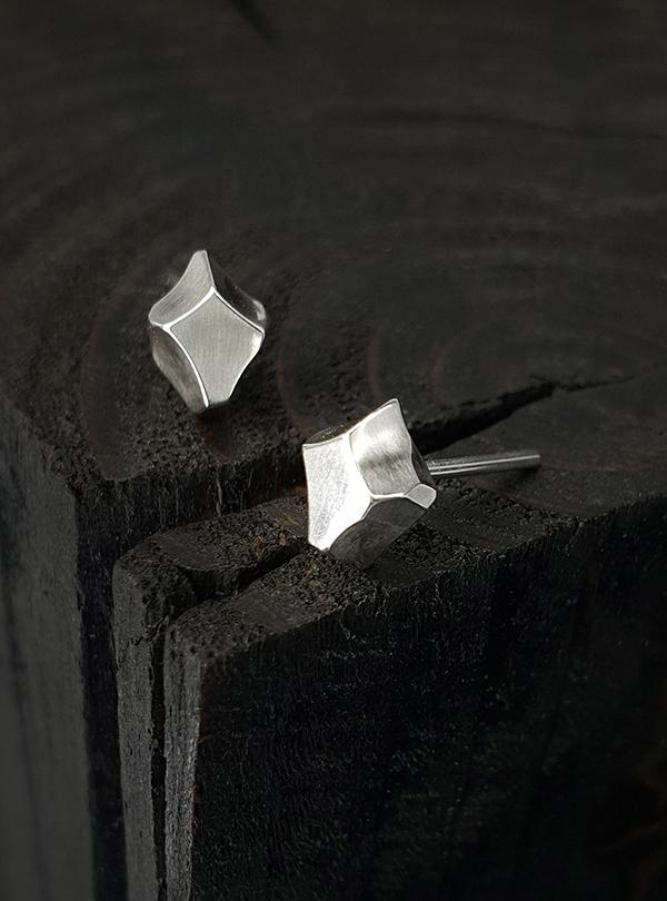 Серебряные серьги Sterlingworth Icy-S1